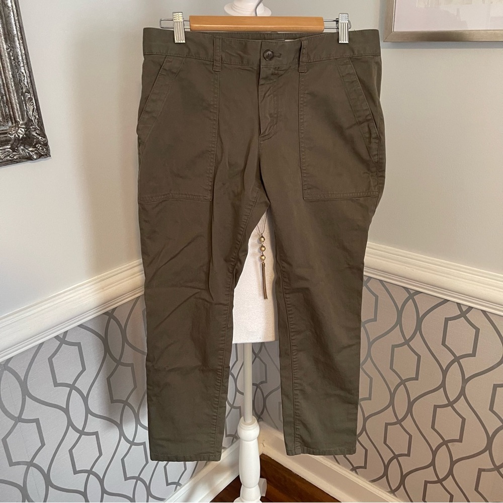 Gap Cargo Pants Olive/Army Green - Size 6